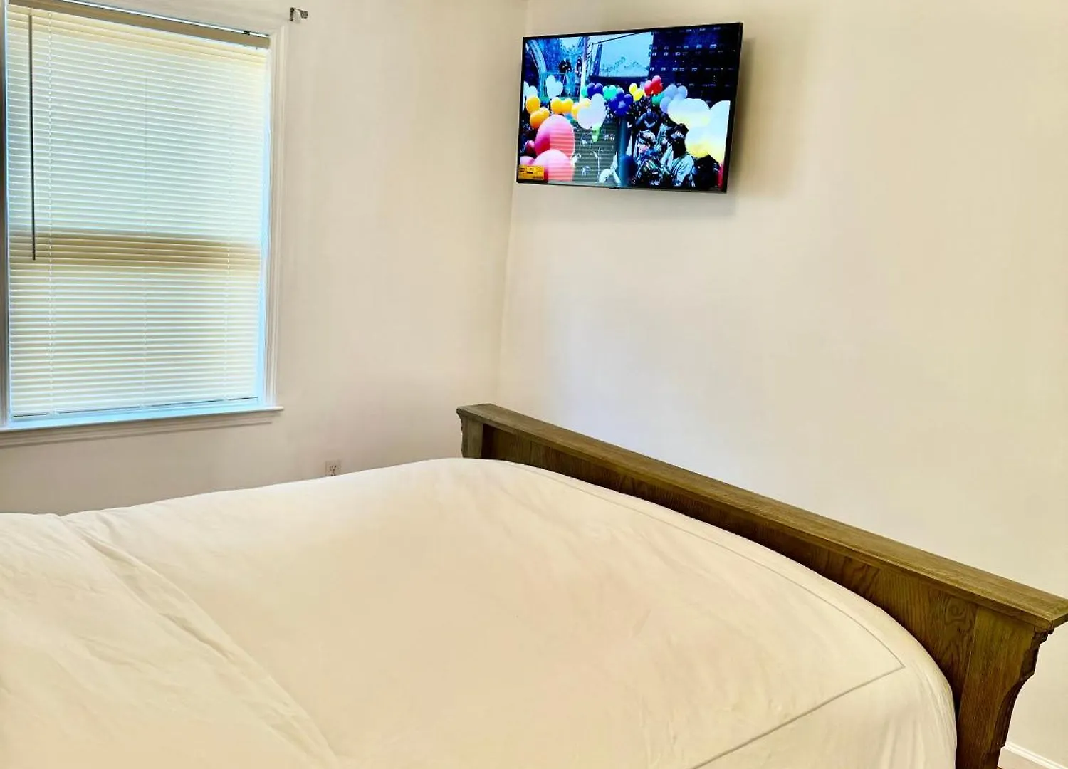Stylish Evergreen Apartment By Newark Airport 0*,  United States