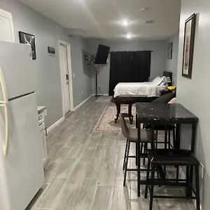 Apartment Cozy Inspired, Newark