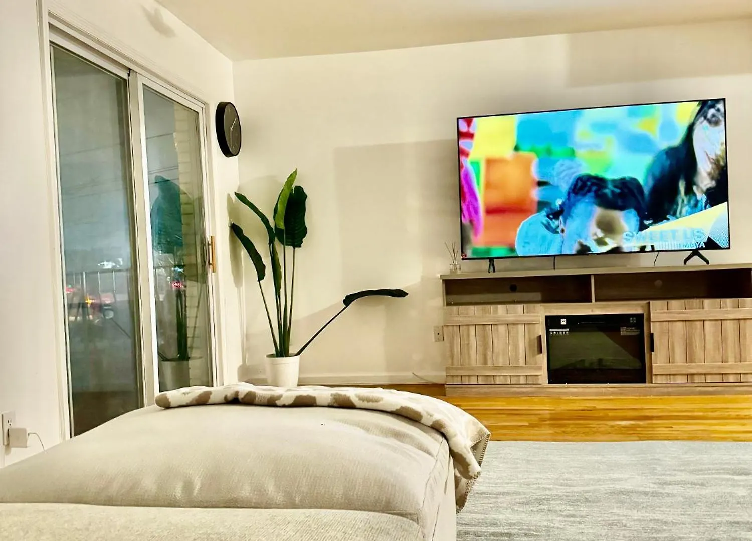 Stylish Evergreen Apartment By Newark Airport United States